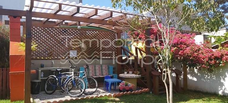 Bangalo para família próximo ao mar